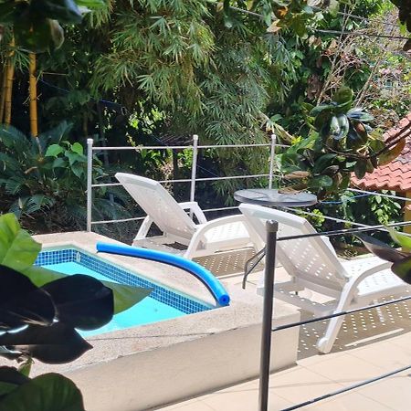 Jungle Beach Bungalow With Ac & Fiber Optic Puerto Viejo de Talamanca Exterior photo